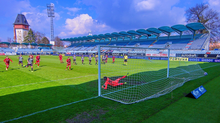 FOTOGALERIE: Proti Dynamu sklapla Csaplárova past. Jihočeši doma se Sigmou vedli 2:0, přesto brali jen bod