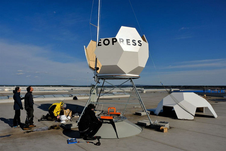 FOTOGALERIE: Meteopress vyměňuje radar v Nýřanech
