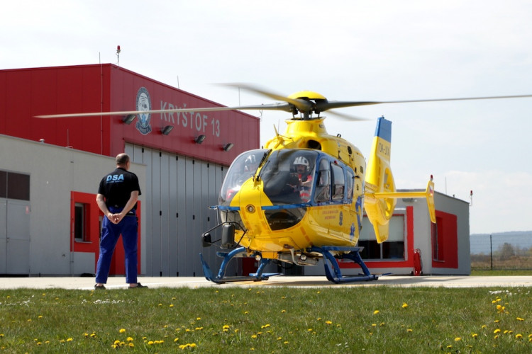 2021- EC 135, start z heliportu  Letiště ČB