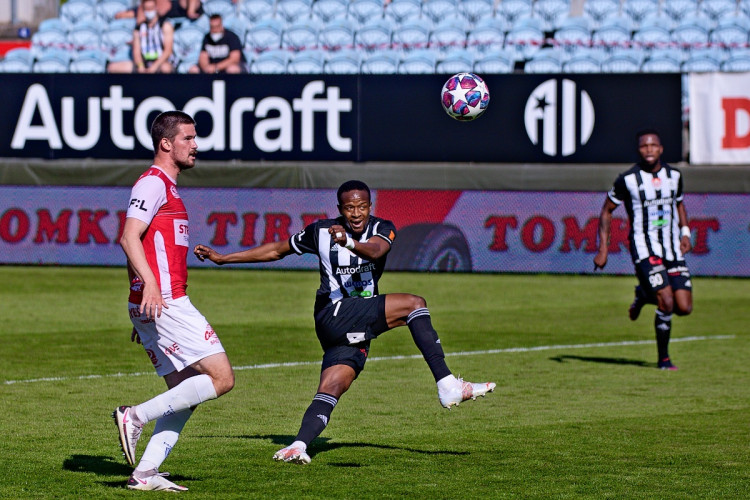 Druhá výhra v řadě. Dynamo oslavilo návrat diváků na Střelecký ostrov vítězstvím 2:0