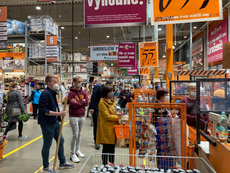 Hornbach v Hradci Králové