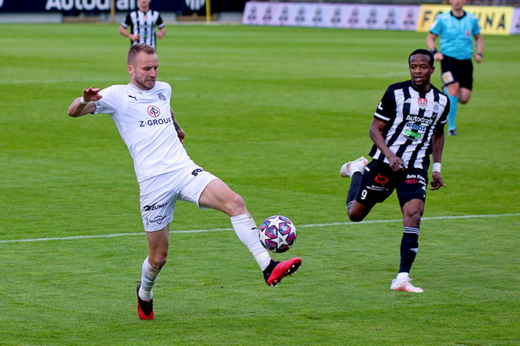 FOTOGALERIE: Velké loučení a těsná porážka. Dynamo v emotivním utkání podlehlo Slovácku