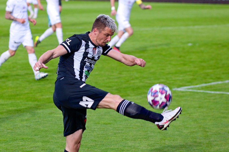 FOTOGALERIE: Velké loučení a těsná porážka. Dynamo v emotivním utkání podlehlo Slovácku