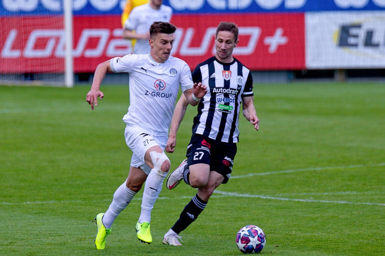 FOTOGALERIE: Velké loučení a těsná porážka. Dynamo v emotivním utkání podlehlo Slovácku