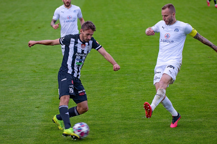 FOTOGALERIE: Velké loučení a těsná porážka. Dynamo v emotivním utkání podlehlo Slovácku