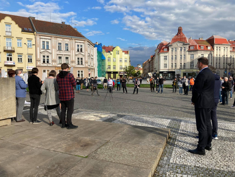 Demonstrace za nezávislost justice v Hradci Králové