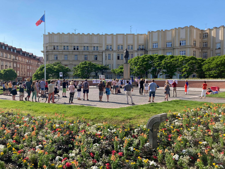 Demonstrace za nezávislost justice v Hradci Králové (8.6.2021)