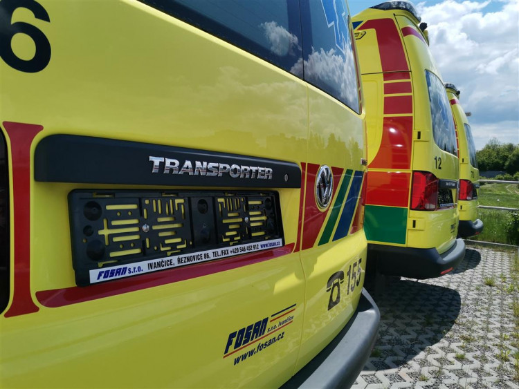Krajští záchranáři mají osm nových sanitek