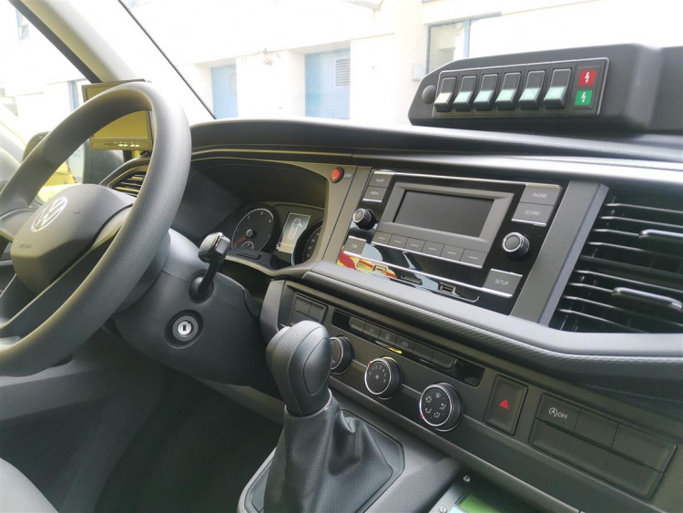 Krajští záchranáři mají osm nových sanitek