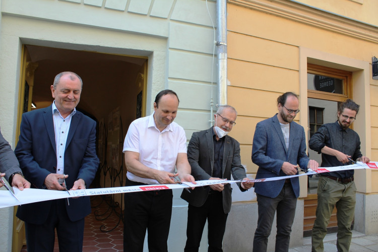 Rekonstrukce domů v ulici U Mincovny 6 a 8, slavnostní otevření