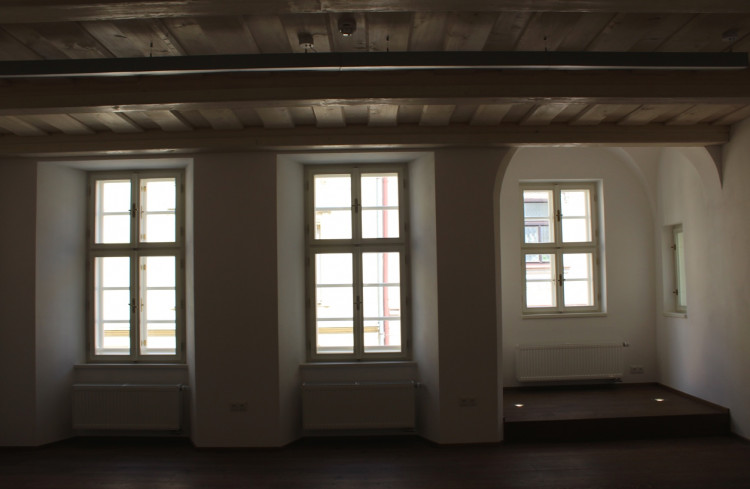 Rekonstrukce domů v ulici U Mincovny 6 a 8, slavnostní otevření