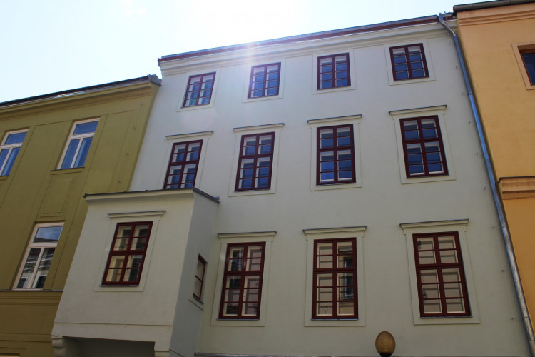 Rekonstrukce domů v ulici U Mincovny 6 a 8, slavnostní otevření