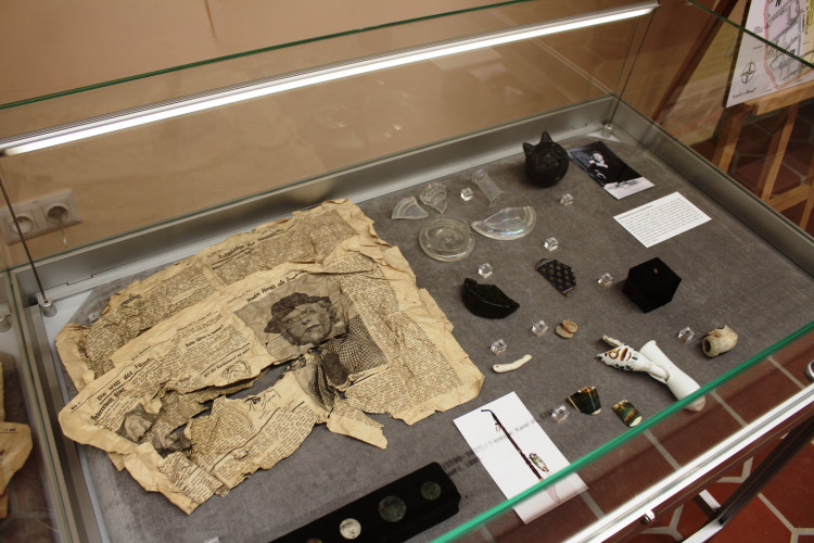 Rekonstrukce domů v ulici U Mincovny 6 a 8, slavnostní otevření