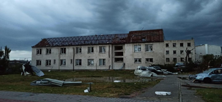 Apokalypsa. Jižní Morava zažila tornádo, některé obce jsou zničené