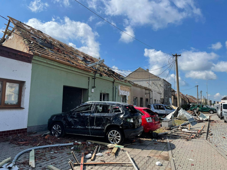 Apokalypsa. Jižní Morava zažila tornádo, některé obce jsou zničené