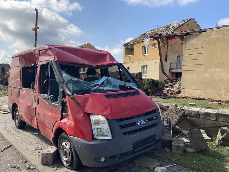 Následky řádění tornáda na Břeclavsku a Hodonínsku