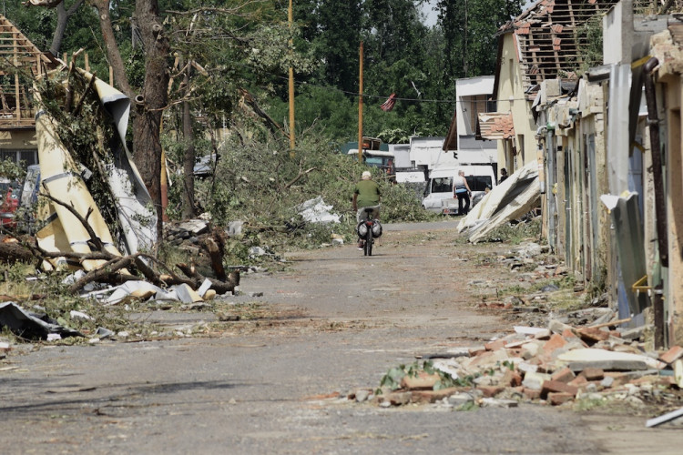 Následky řádění tornáda na Břeclavsku a Hodonínsku