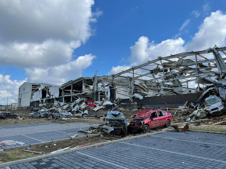 Následky řádění tornáda na Břeclavsku a Hodonínsku