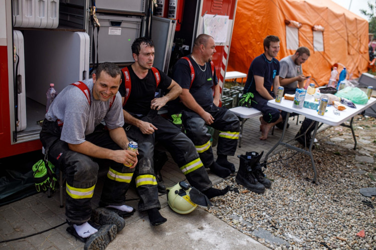 První víkend hradeckých hasičů na jižní Moravě