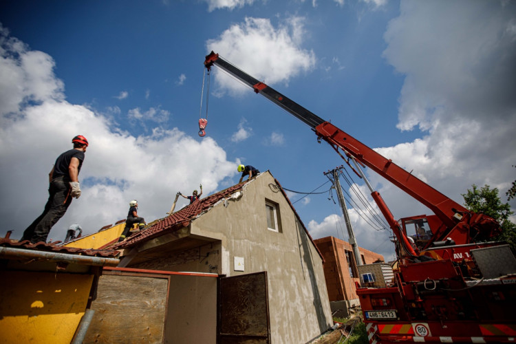 První víkend hradeckých hasičů na jižní Moravě