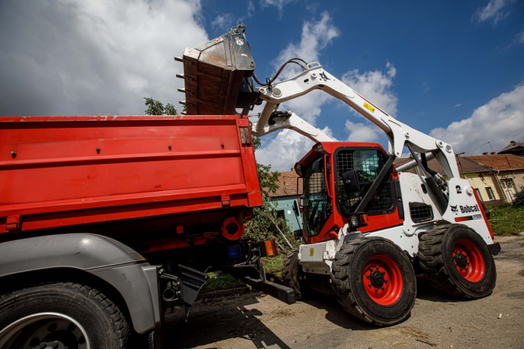 První víkend hradeckých hasičů na jižní Moravě