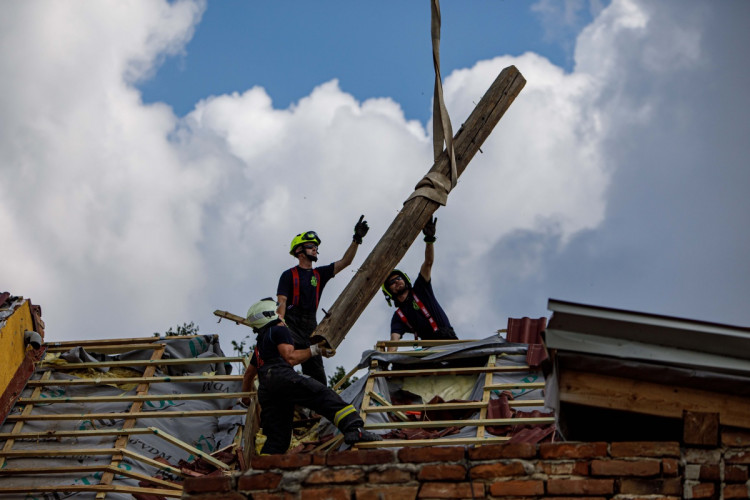 První víkend hradeckých hasičů na jižní Moravě