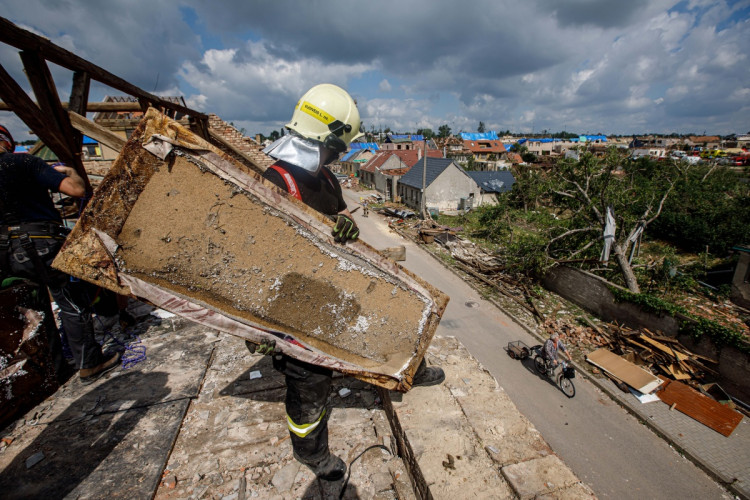 První víkend hradeckých hasičů na jižní Moravě