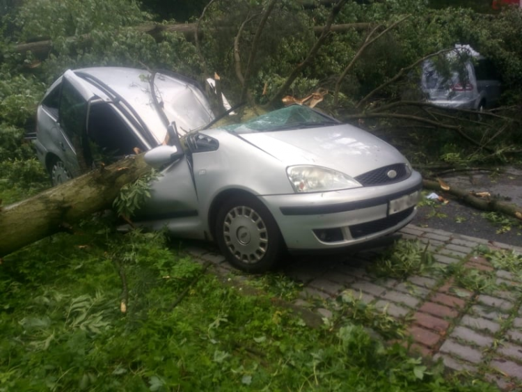 Noční bouřka na Vysočině a odklízení následků, 30.6.2021