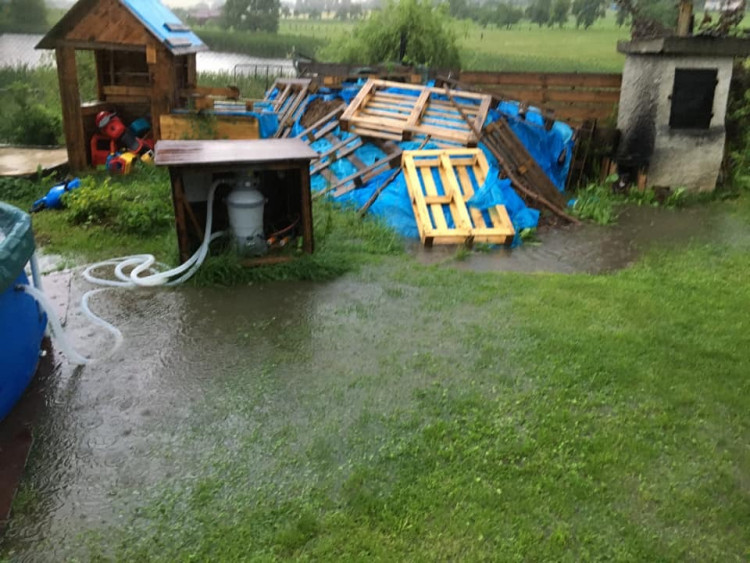 Přes Budějce se prohnala silná bouře