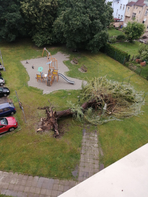 Přes Budějce se prohnala silná bouře