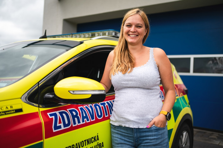 (NE)OBYČEJNÍ: Jako matce se mi u dětí zasahuje mnohem hůř, říká letecká záchranářka Jiřina Petrová