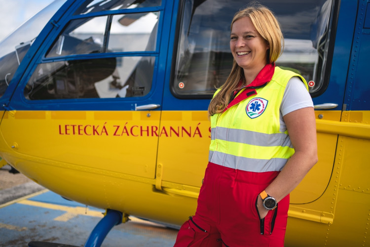 (NE)OBYČEJNÍ: Jako matce se mi u dětí zasahuje mnohem hůř, říká letecká záchranářka Jiřina Petrová