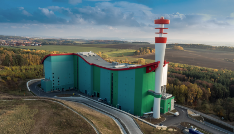 Komunální odpad zlikviduje moderní spalovna ekologicky, teplo využije na vytápění