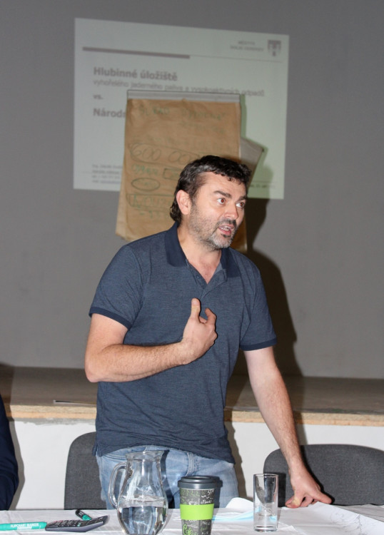 Úložiště radioaktivního odpadu, lokalita Hrádek