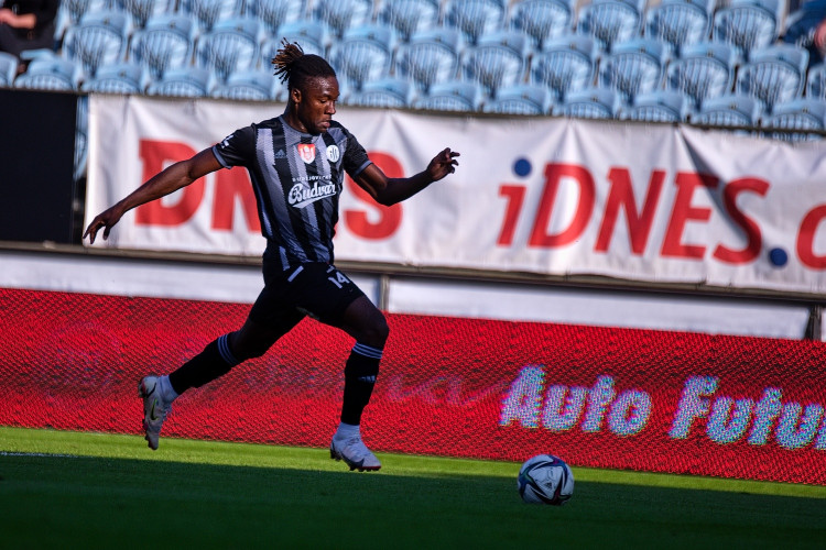 Dynamo po dalším comebacku udolalo Pardubice