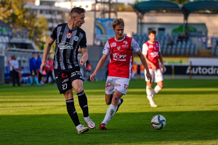 Dynamo po dalším comebacku udolalo Pardubice