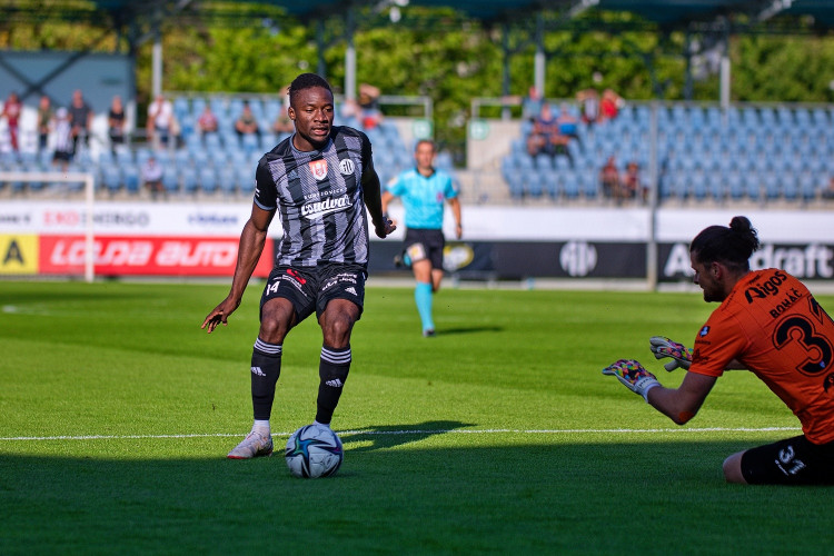 Dynamo po dalším comebacku udolalo Pardubice