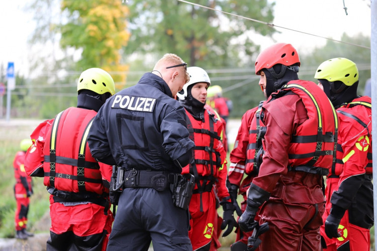 FOTOGALERIE: Společný výcvik českých a německých policistů