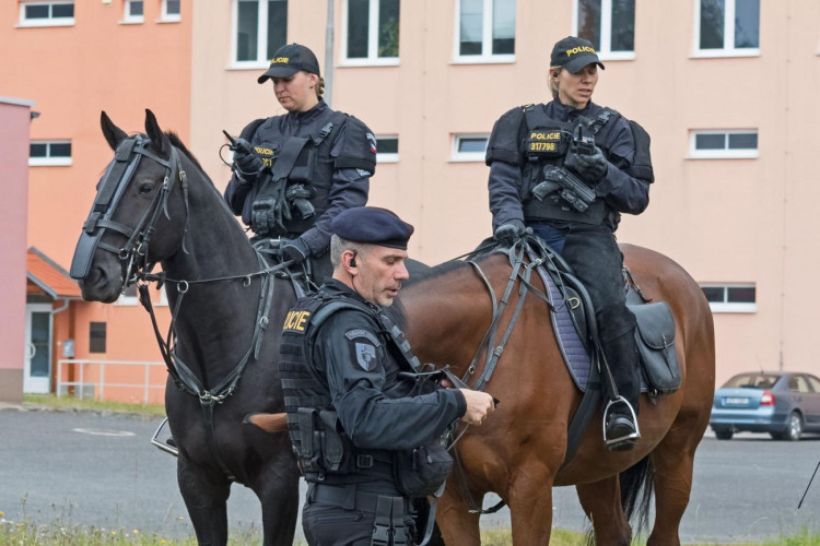 FOTOGALERIE: Společný výcvik českých a německých policistů