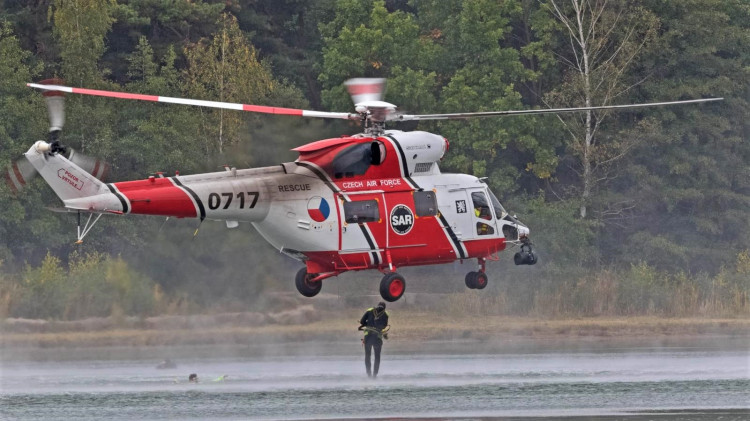 FOTOGALERIE: Zásah proti střelci, policejní cvičení na Ostende