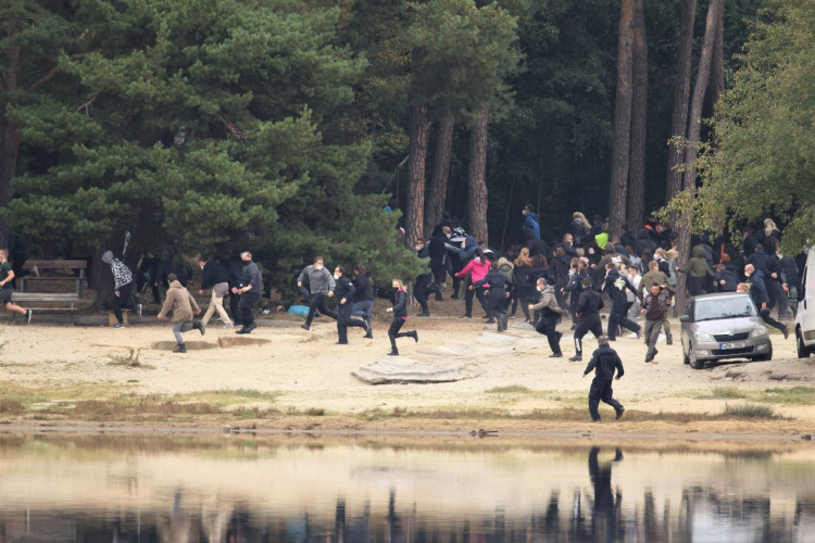 FOTOGALERIE: Zásah proti střelci, policejní cvičení na Ostende