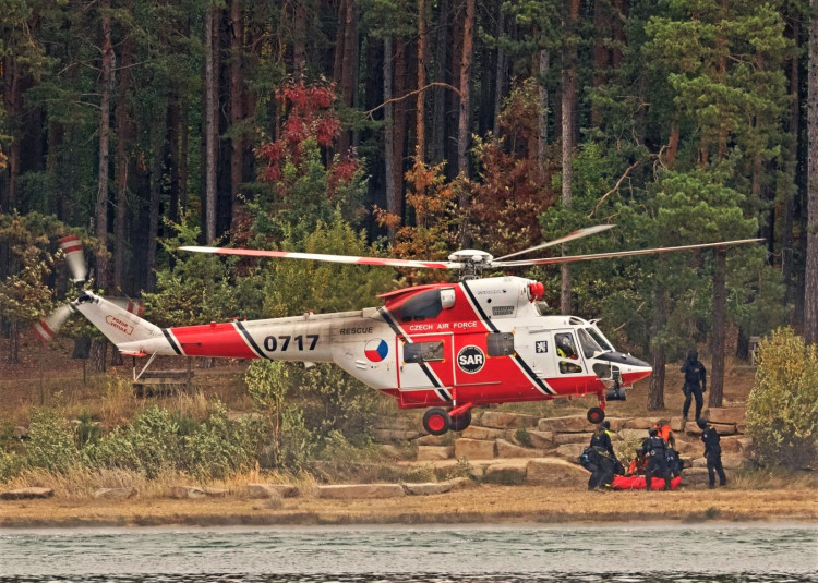 FOTOGALERIE: Zásah proti střelci, policejní cvičení na Ostende