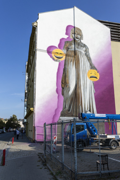 Street Art: Velkoplošné malby ozvláštnily fasády v centru Olomouce i v areálu vysokoškolských kolejí