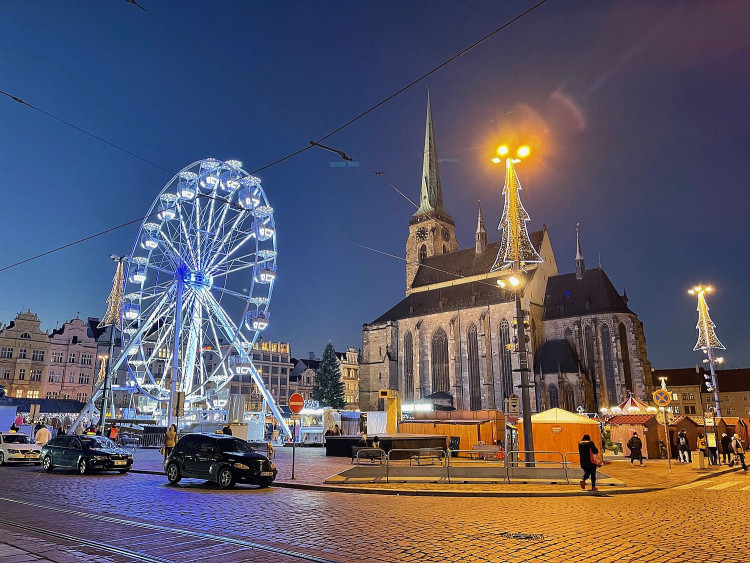 FOTOGALERIE: Vánoční trhy 2021