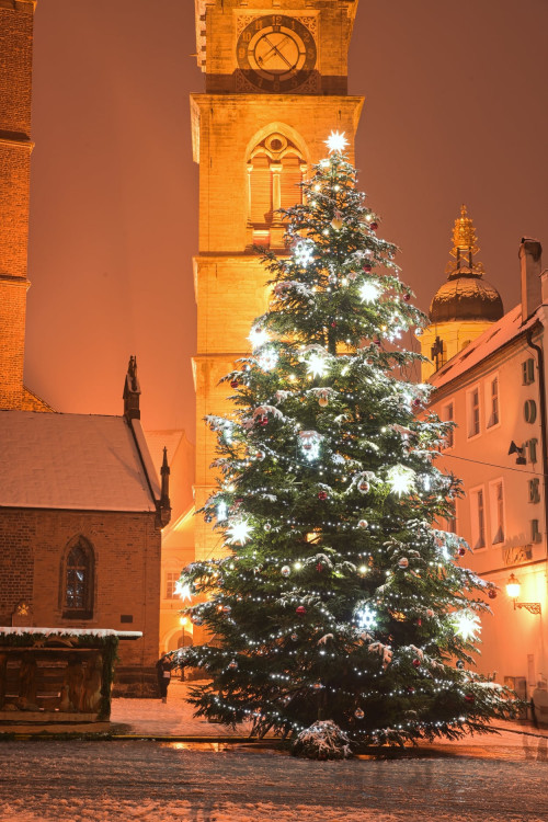 Vánočně osvícený Hradec Králové 2021 | foto: Zdeněk Puš