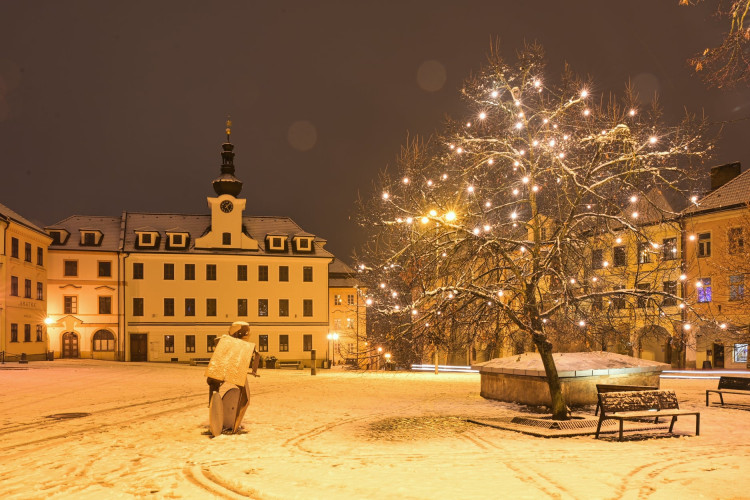 Vánočně osvícený Hradec Králové 2021 | foto: Zdeněk Puš