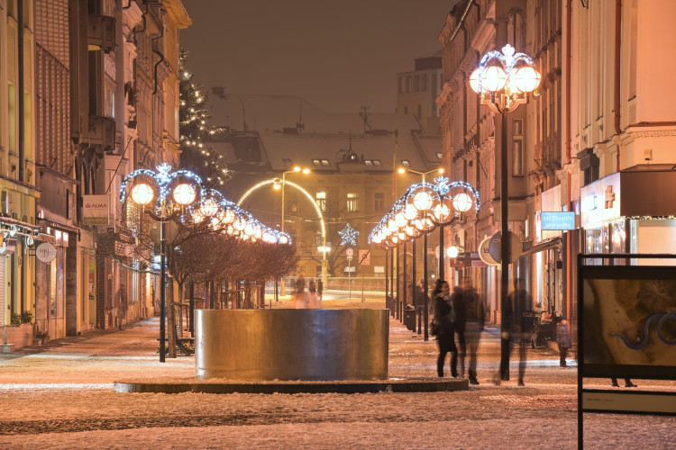 Vánočně osvícený Hradec Králové 2021 | foto: Zdeněk Puš