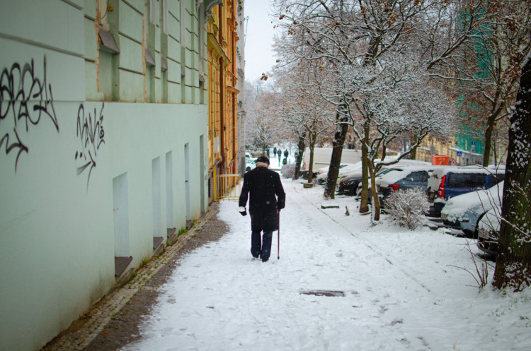 První sníh letošní zimy v Praze