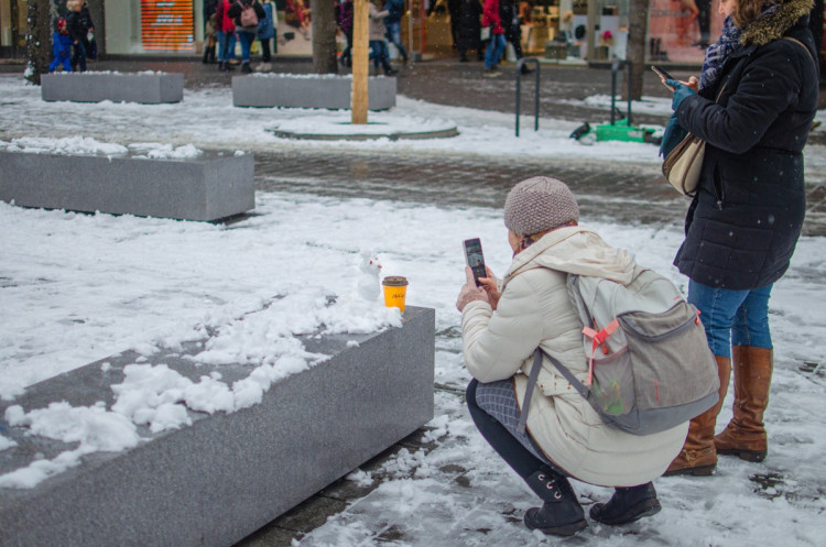 První sníh letošní zimy v Praze