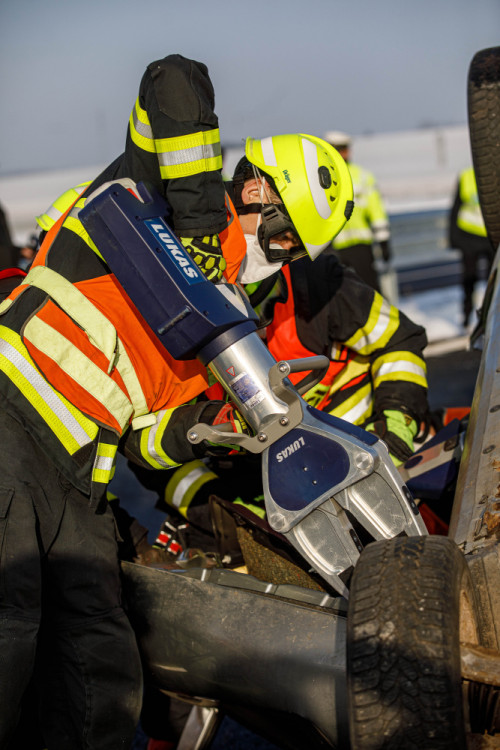 Cvičení IZS na uzavřené dálnice D11